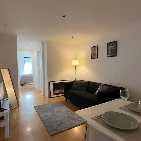 Apart Proximo Ao Bairro Alto Lisboa